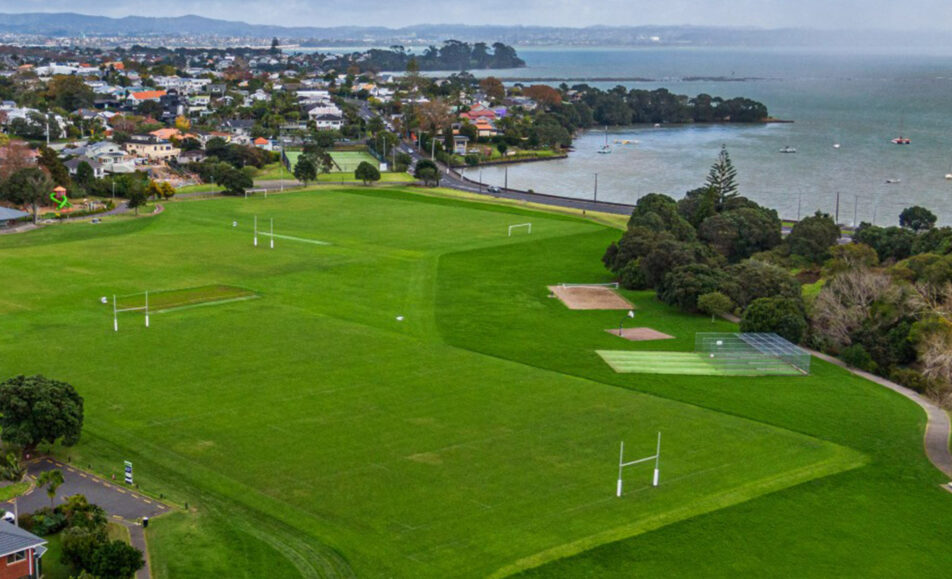 Herne Bay, Coxs Bay Reserve, Touch Rugby